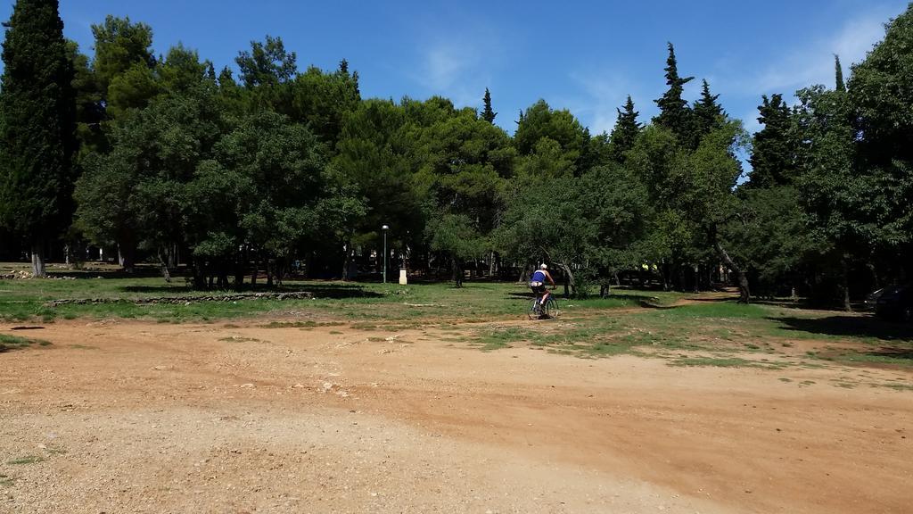 Bungalows Jurjevac Stari Grad  Buitenkant foto